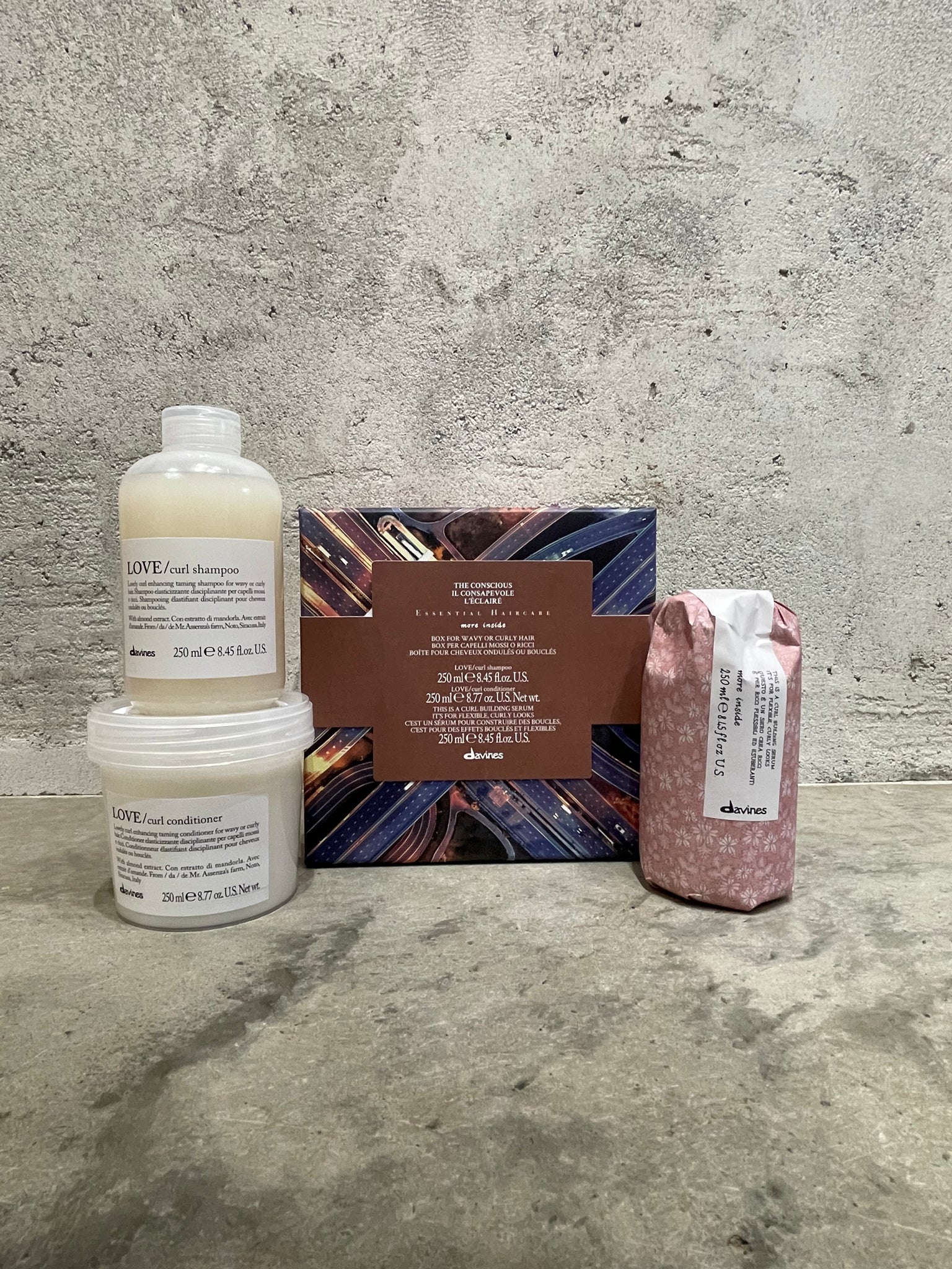 Davines Love Curl + Curl Serum 3pc Holiday Gift Box