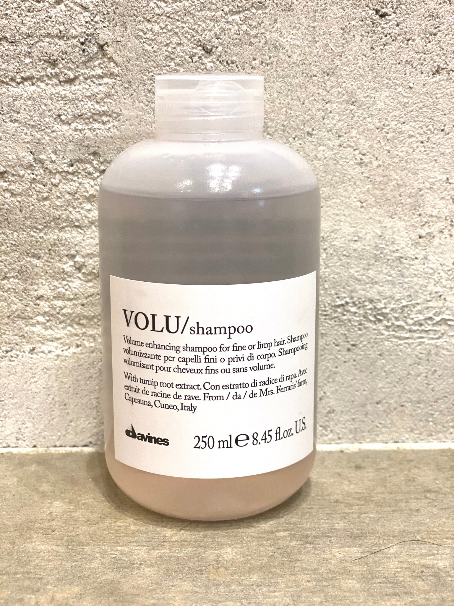 VOLU Shampoo